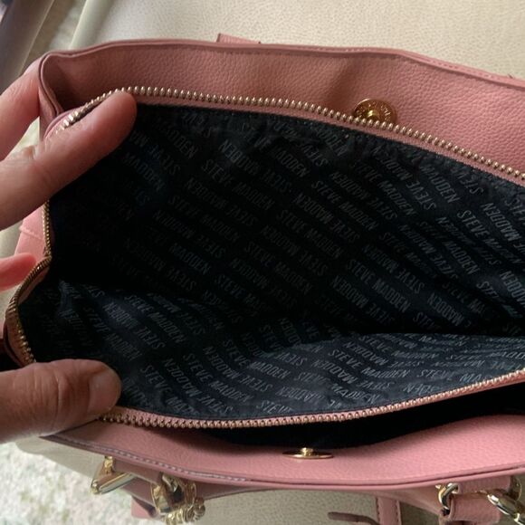 Steve Madden Pink Handbag with Gold Chain Cross Body EUC Barbie Barbiecore - Picture 2 of 6